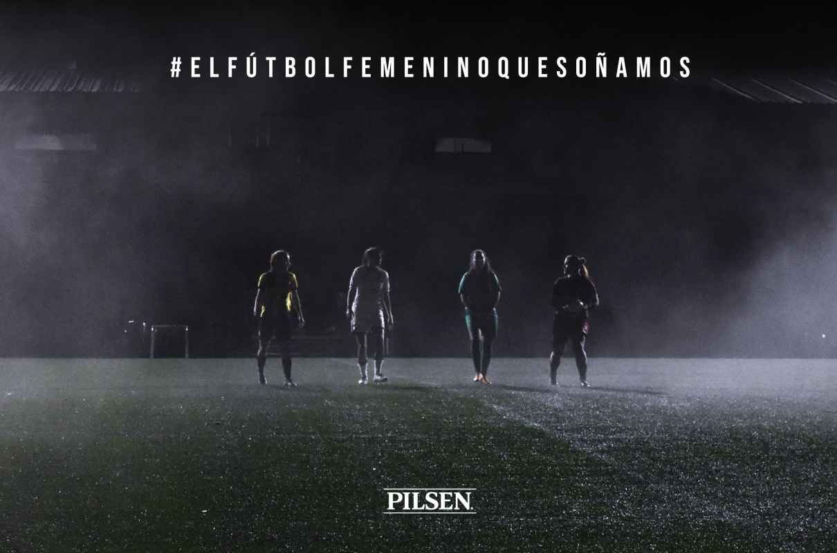 Portada de "Sigamos alentando el fútbol que soñamos", nueva campaña de Pilsen y WILD FI Uruguay