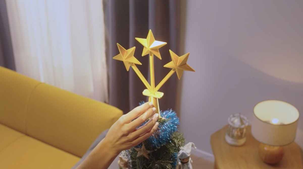 Portada de Super y Mercado Libre presentan "3 estrellas para el árbol navideño", un homenaje a los campeones