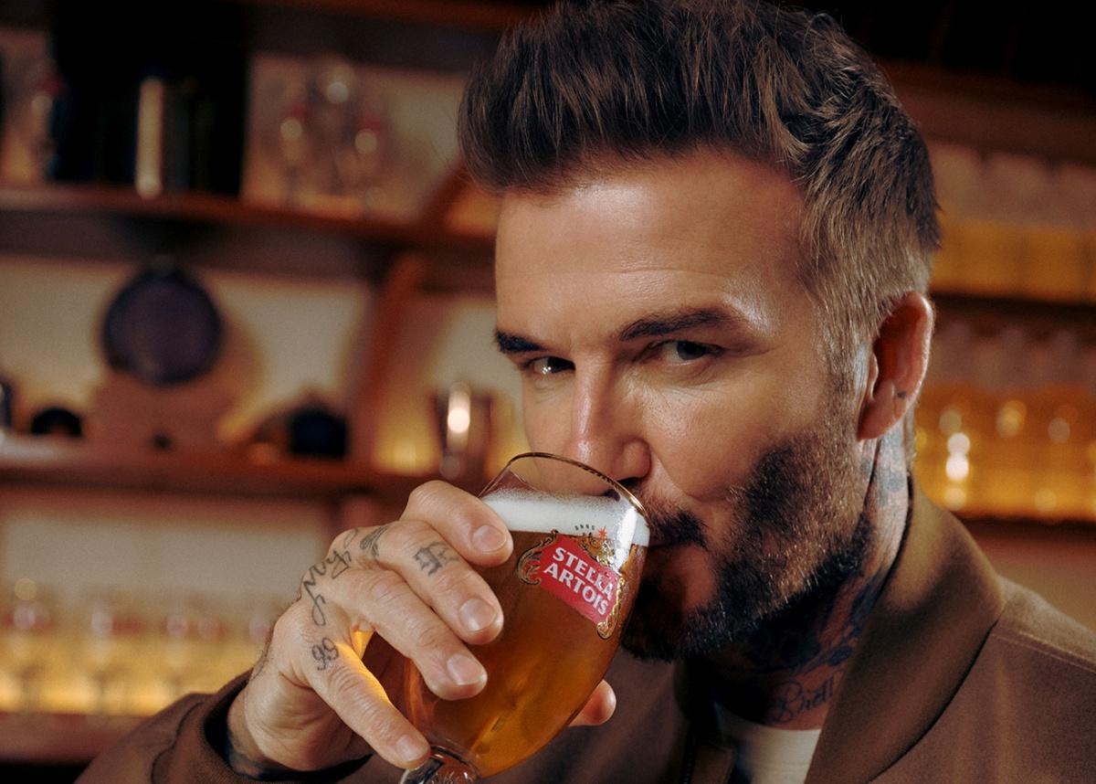 Portada de David Beckham es el nuevo embajador de Stella Artois y se presenta con la campaña “Un Sabor que Vale Más”