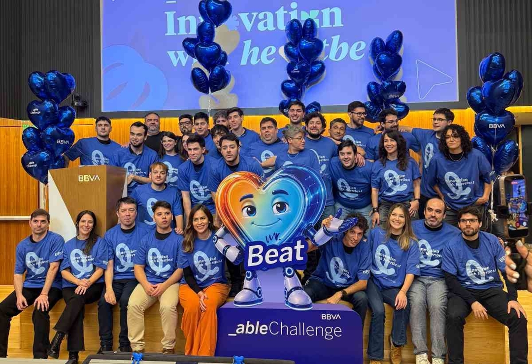 Portada de Bordó Studio creó "Mr. Beat" para BBVA
