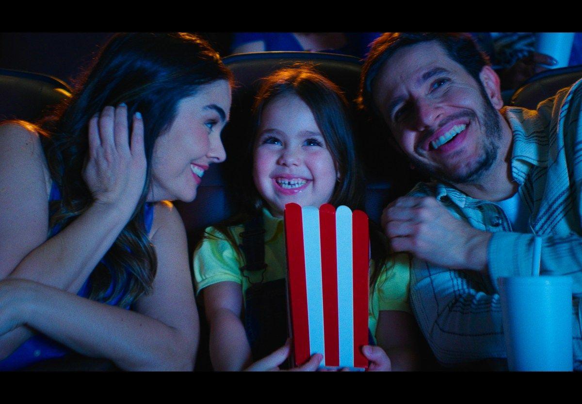 Portada de Flix Media presenta “Desconexión saludable, conexiones reales”, su nuevo comercial institucional
